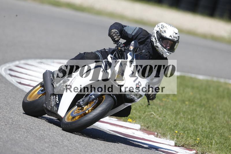 Archiv-2025/48 25.08.2025 Cornu Master School ADR/rot-rouge/118